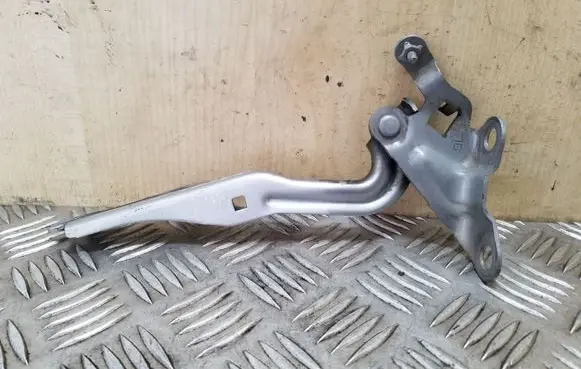 Mazda 6 Engine bonnet/hood hinges