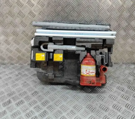 Opel Movano C Tool set 995011186R