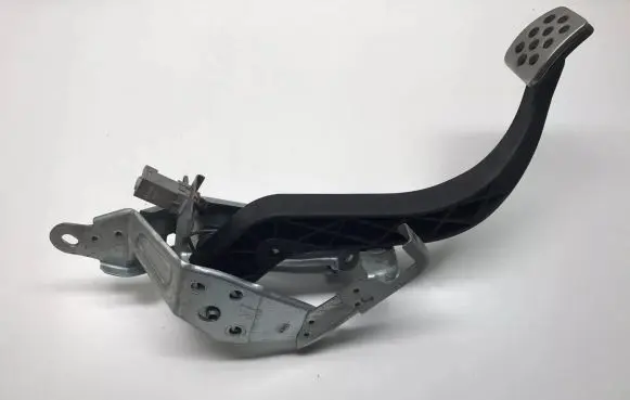 Opel Astra H Brake pedal 