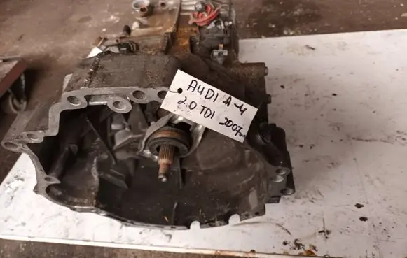 Audi A4 S4 B7 8E 8H Manual 5 speed gearbox JEM0112