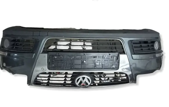 Volkswagen PASSAT B6 Front bumper 3C0805803
