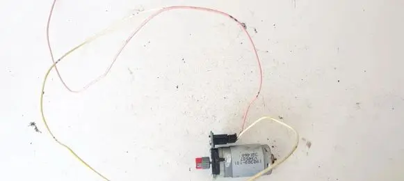 Jaguar XJ X351 Seat adjustment motor 198380101 v345073g1468