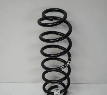 Volkswagen Jetta VII Rear coil spring 5Q0511121