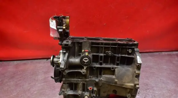 Toyota Avensis Verso Engine block 1AZ