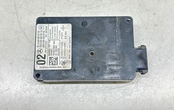 Mercedes-Benz C W205 Blind spot module A0009058702 A0009026613 A0009056700