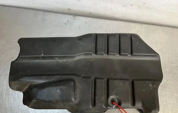 Renault Trafic III (X82) Engine cover (trim) 140467777R