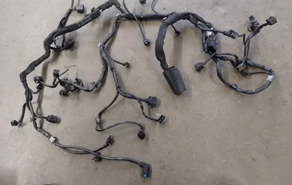 Mercedes-Benz E W212 Engine installation wiring loom