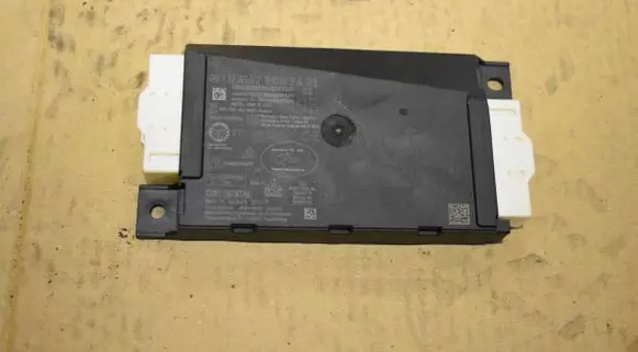 Mercedes-Benz GLE W167 Trunk lid opening control unit A1679009621555525