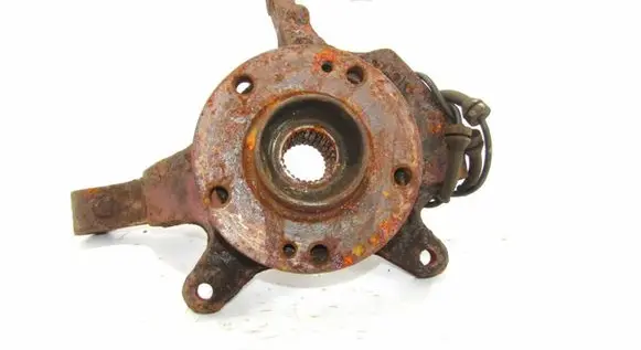 Rear wheel hub