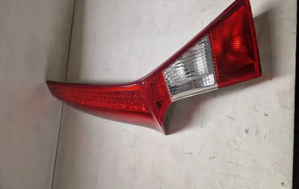 Volvo V70 Tailgate rear/tail lights 164393L1