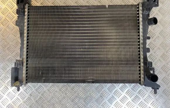 Opel Corsa D Coolant radiator 55701408 0382820 560961104