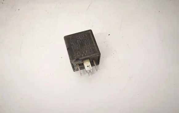 Volkswagen PASSAT B3 Other relay 191955531