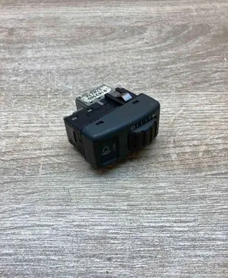 Volvo S70 V70 V70 XC Headlight level height control switch 9162960 97W27K