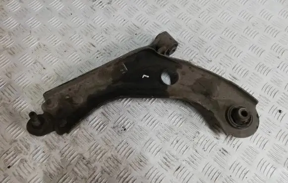 Peugeot 308 Front lower control arm/wishbone