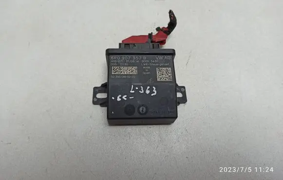 Volkswagen PASSAT CC Light module LCM 6R0907357B