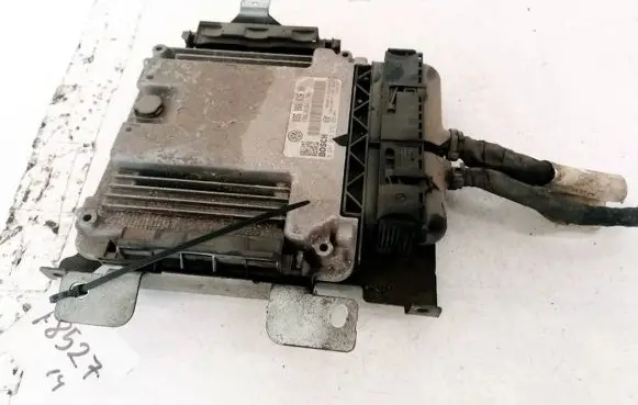 Volkswagen Caddy Engine control unit/module 03G906016HN 0281012272