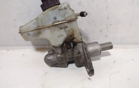 Seat Altea XL Master brake cylinder 1K2611301C