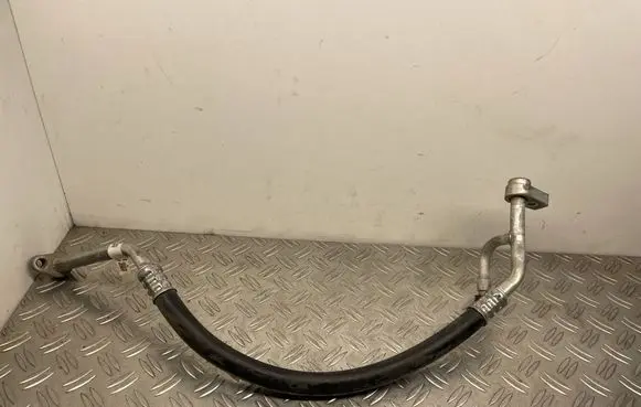 Air conditioning (A/C) pipe/hose