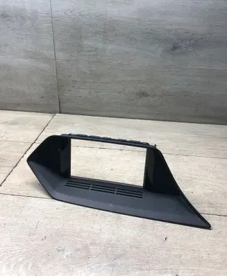 Mercedes-Benz E W212 Radio/GPS head unit trim A2126801436