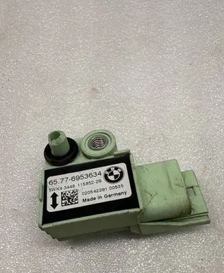 BMW 6 E63 E64 Airbag deployment crash/impact sensor 6953634