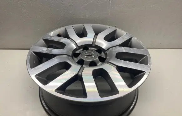Nissan Qashqai R18 alloy rim 