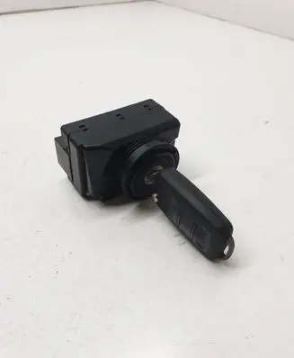 Volkswagen Touareg I Ignition lock 3D0905865E