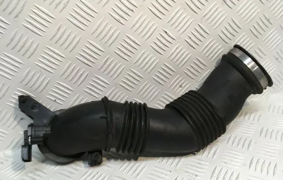 Ford Kuga I Air intake hose/pipe AV61-12B624-BA
