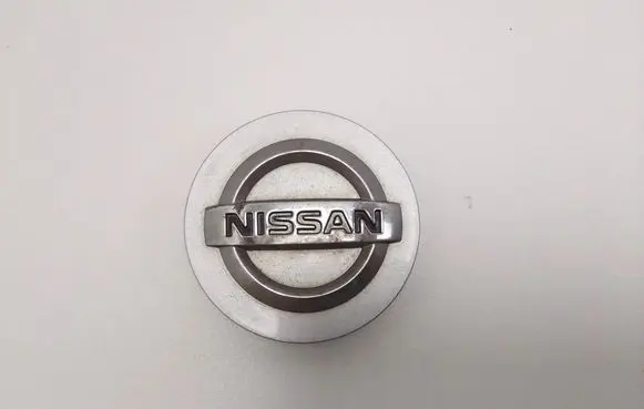 Nissan Qashqai R20 wheel hub/cap/trim 40342BA61DB1