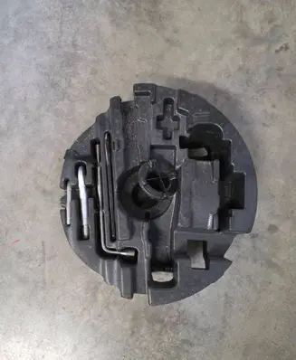 Mercedes-Benz GL X164 Tool box A1648901614