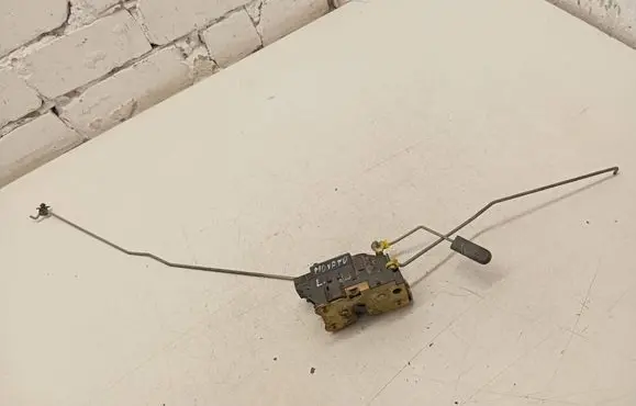 Front door lock