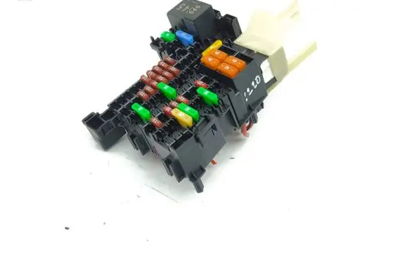 Skoda Octavia Mk4 Fuse box set 5NA937615 P010072175 190052039022