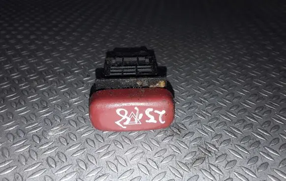 Suzuki Ignis Hazard light switch