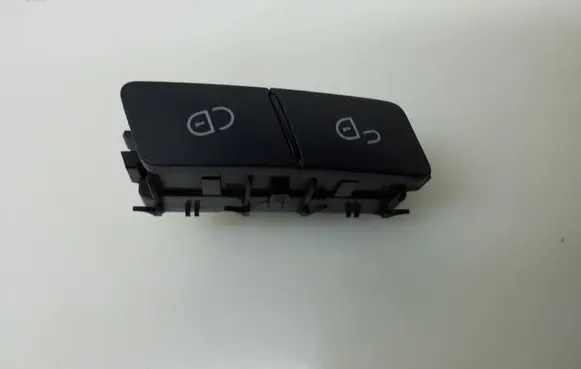 Mercedes-Benz GLK (X204) Central locking switch button A2048706410