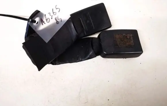 Mazda 2 Middle seatbelt buckle (rear) 3m71a613k21aa