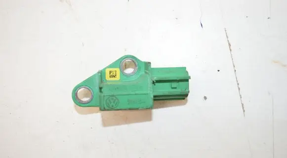 Audi A4 S4 B8 8K Airbag deployment crash/impact sensor 1K0909606C
