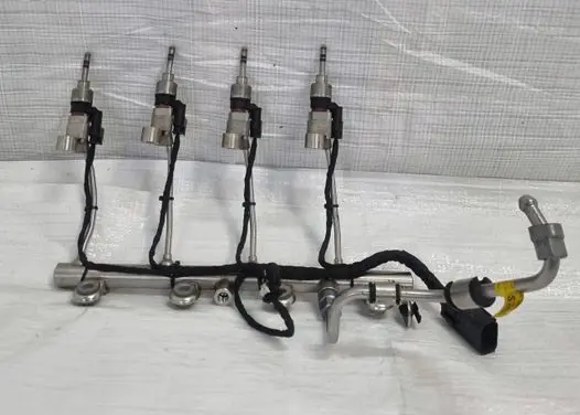 Opel Astra K Fuel injector 12694825