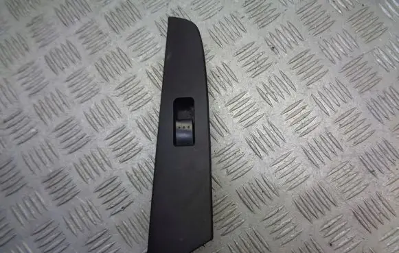 Mazda 3 I Quarter vent window switch 