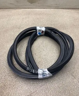 Nissan 370Z Front door rubber seal 
