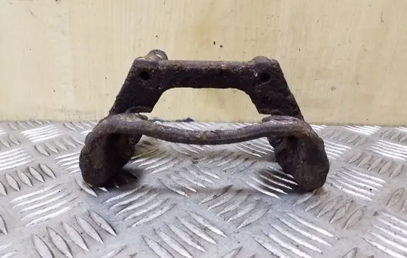 Ford Mondeo Mk III Brake caliper pad carrier rear 