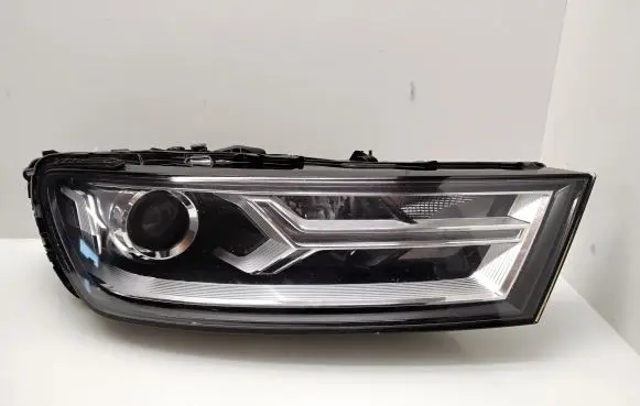 Audi Q7 4M Headlight/headlamp 4M0941006 1XCER11623 4M0907397A