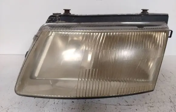 Volkswagen PASSAT B5 Headlight/headlamp 14742500