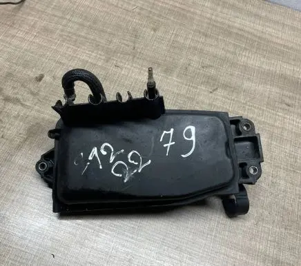 Vacuum air tank