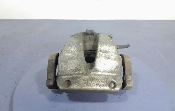 Volvo XC60 Front brake caliper 31665734