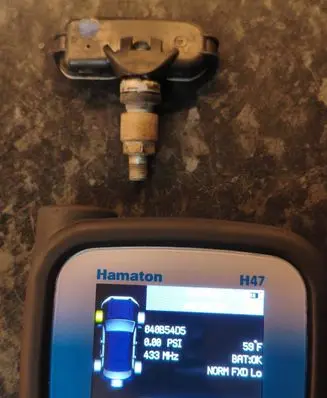 Hyundai i40 Tire pressure sensor 529333V600