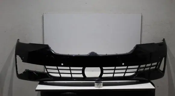 BMW 5 G30 G31 Front bumper 72758411 5111