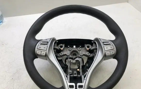 Nissan Qashqai Steering wheel