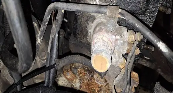 Volkswagen PASSAT B5 Engine coolant pipe/hose 