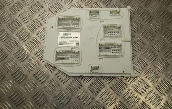 Mercedes-Benz Vito Viano W447 Comfort/convenience module A4479000624