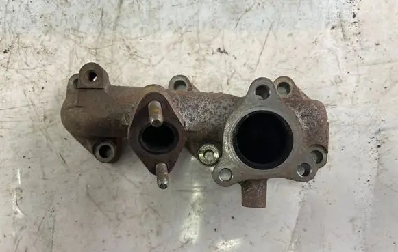 Hyundai i10 Exhaust manifold