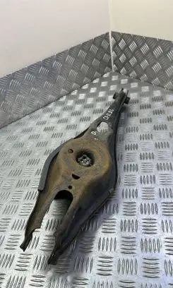 Rear upper control arm/wishbone